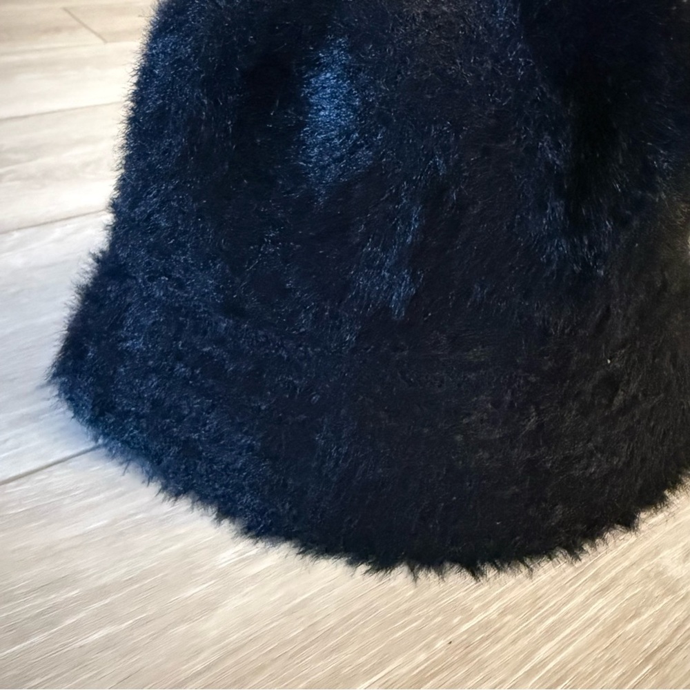 Urban outfitters black Fuzzy Bucket Hat - Picture 3 of 8